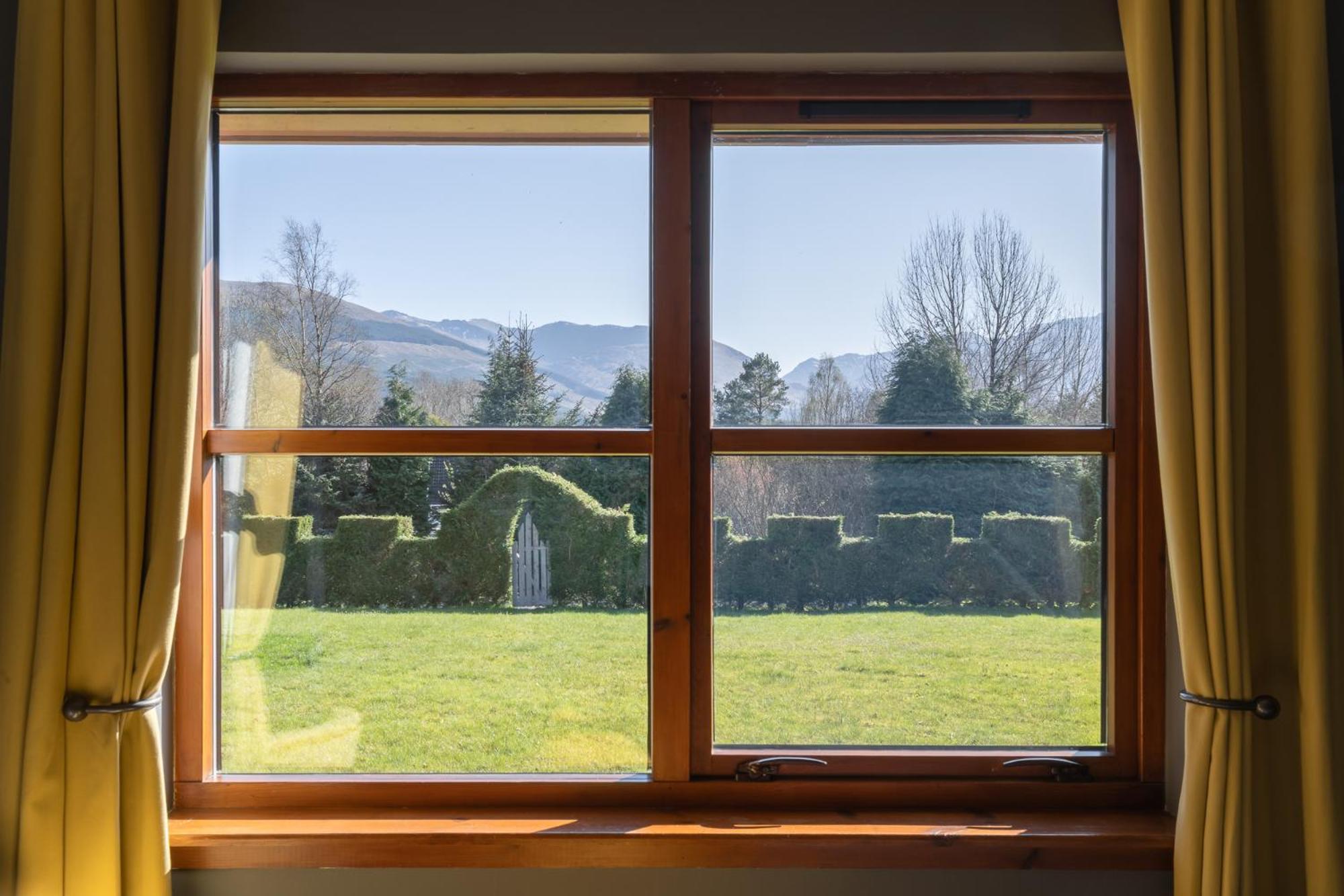 Mizpah Bed & Breakfast Near Ben Nevis Highlands 로이브리지 외부 사진