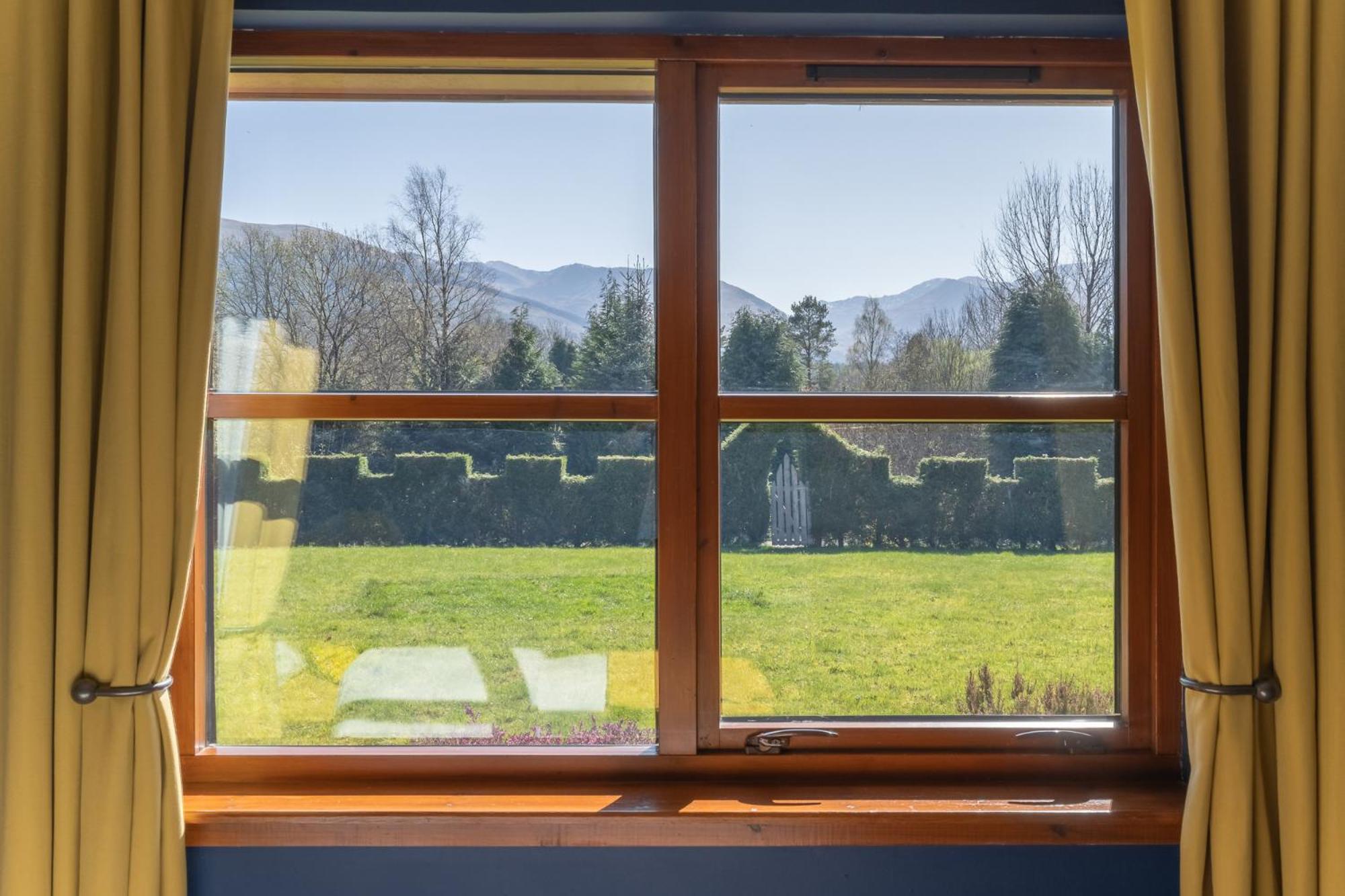 Mizpah Bed & Breakfast Near Ben Nevis Highlands 로이브리지 외부 사진